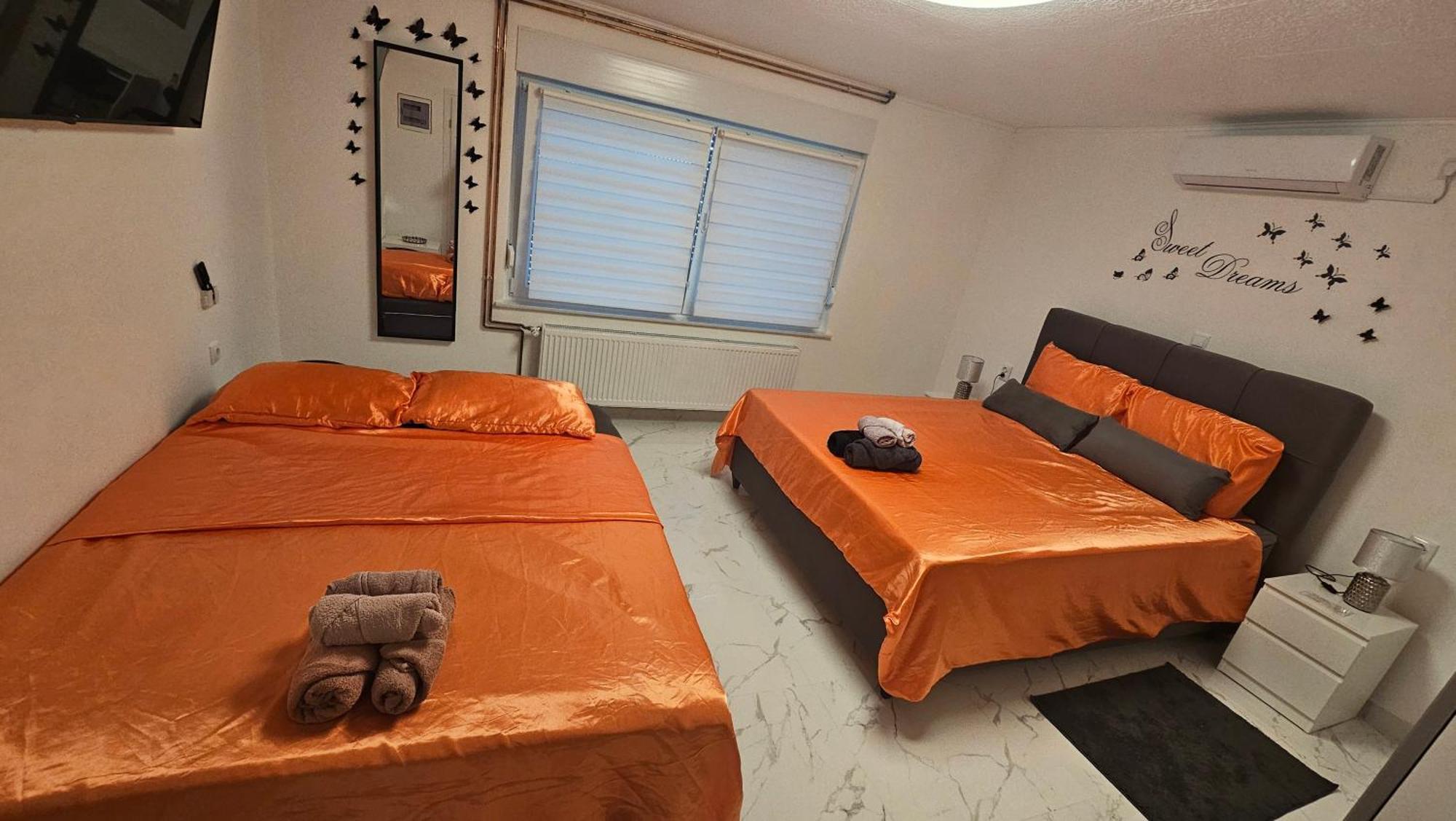 Apartmán Ena1 & Ena2 -Big Free Parking Karlovac Exteriér fotografie
