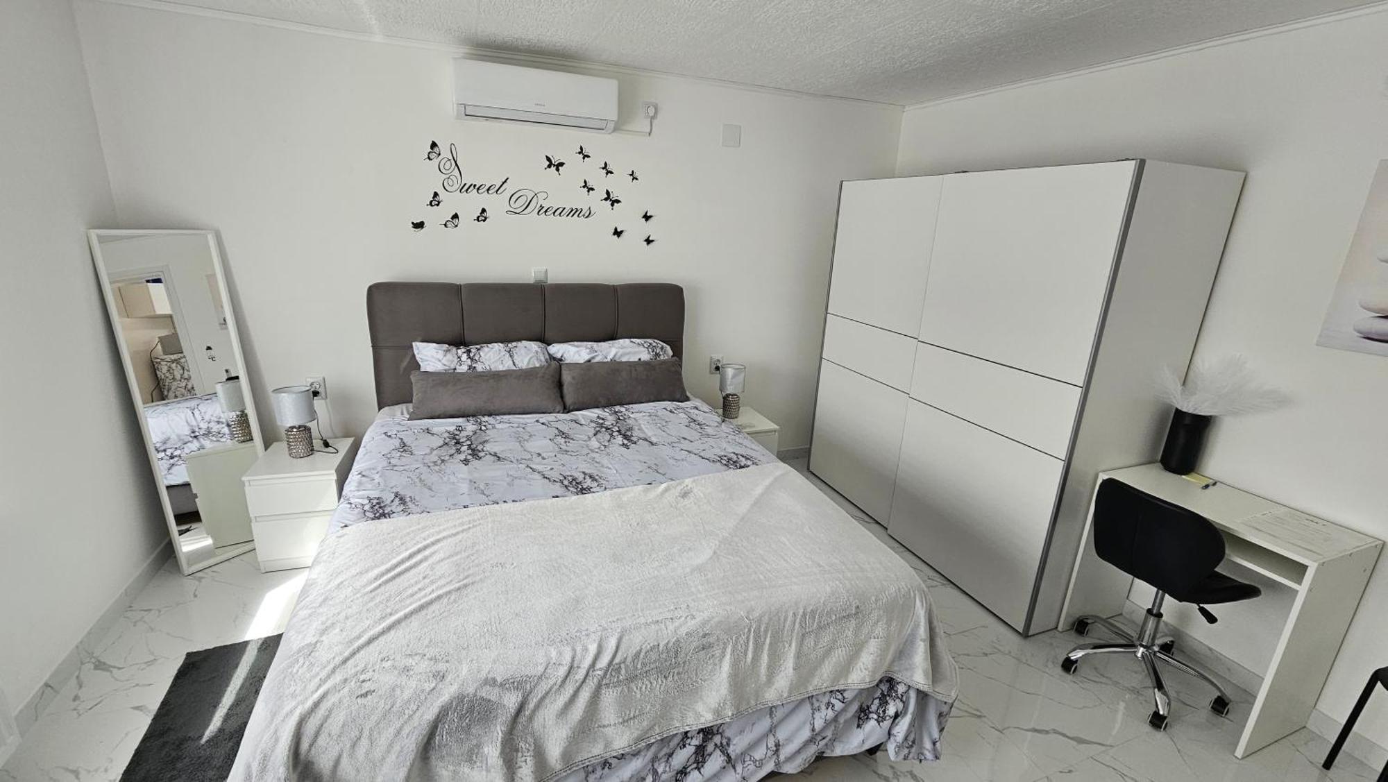 Apartmán Ena1 & Ena2 -Big Free Parking Karlovac Exteriér fotografie