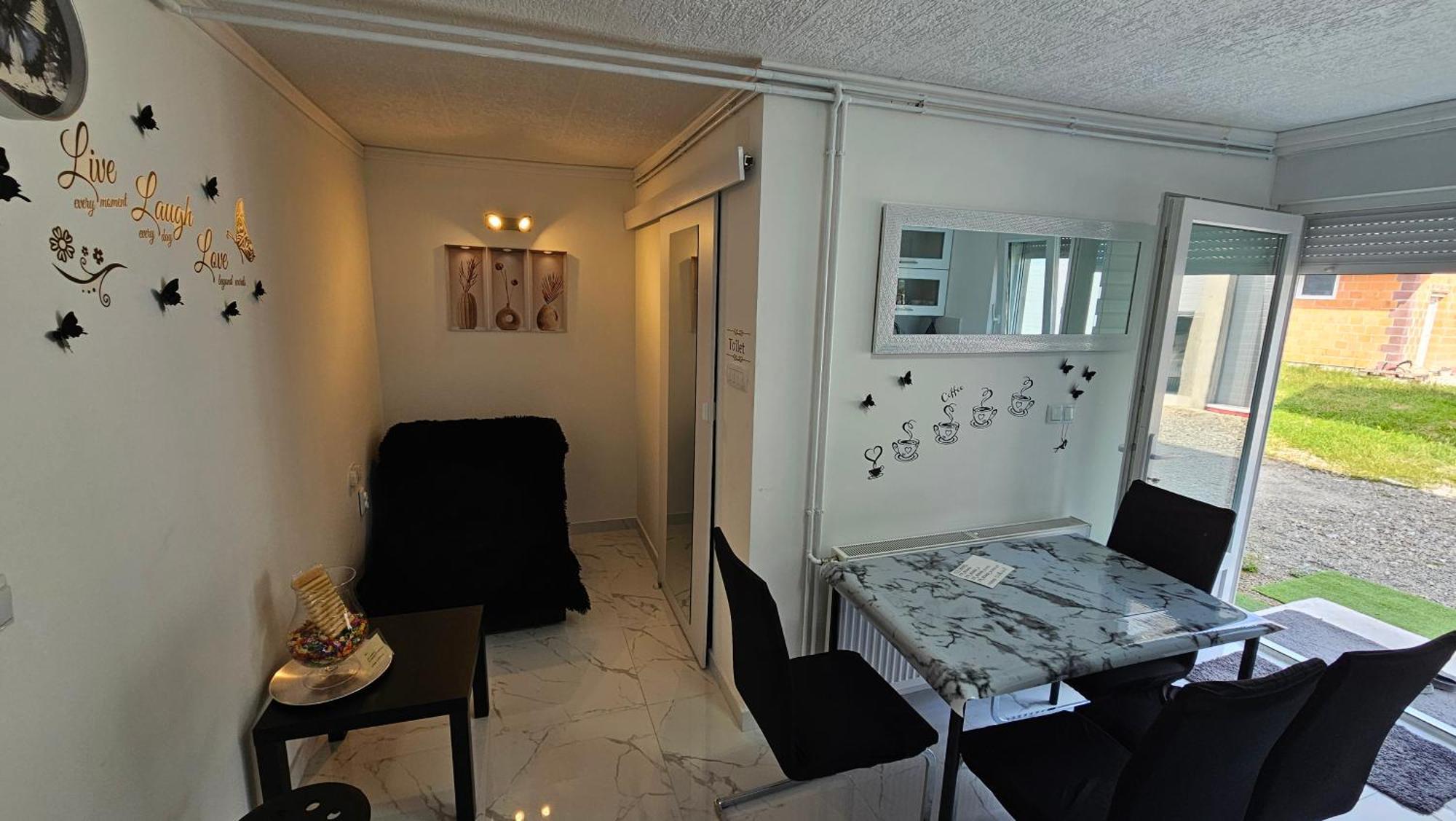Apartmán Ena1 & Ena2 -Big Free Parking Karlovac Exteriér fotografie