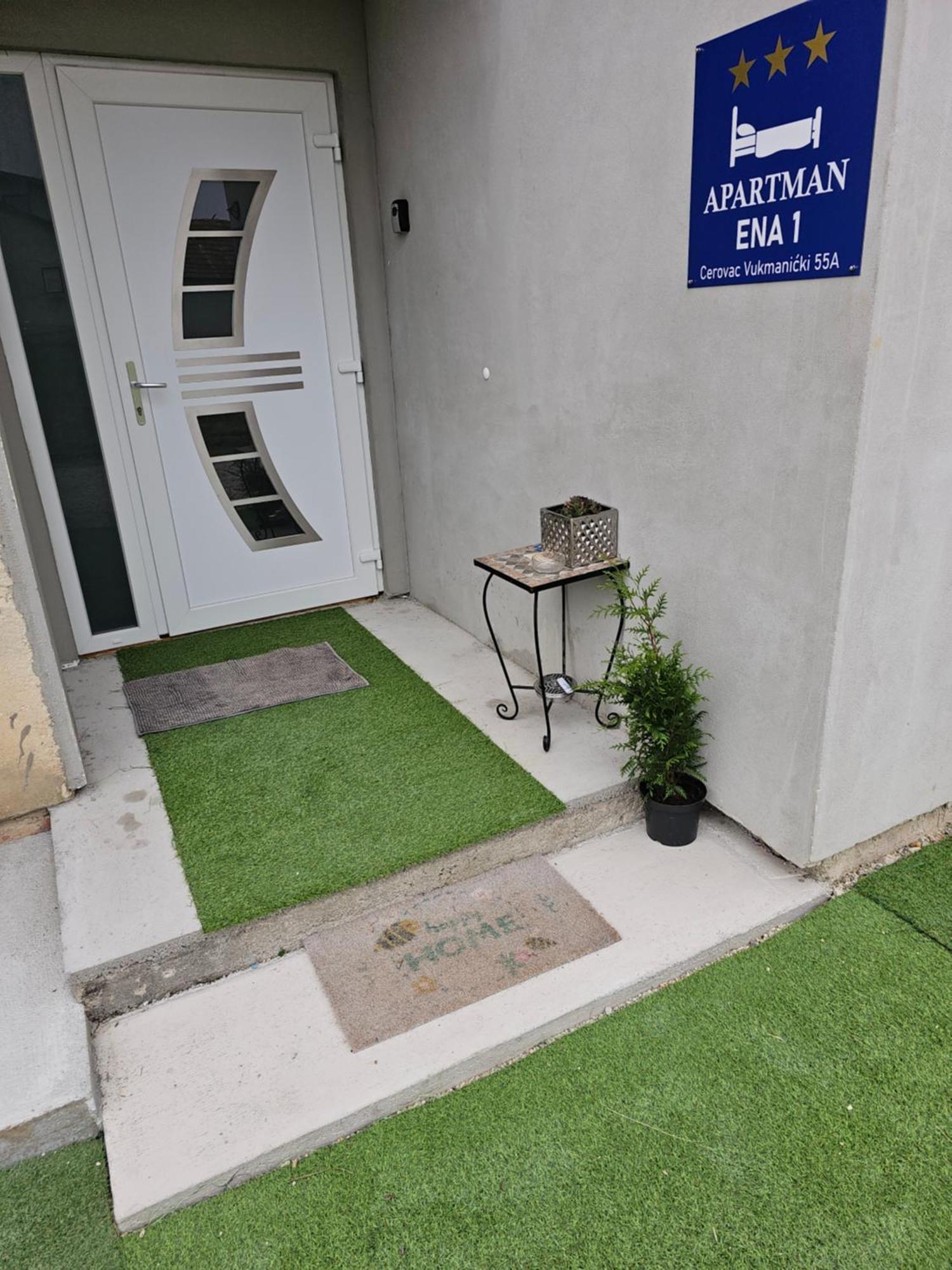 Apartmán Ena1 & Ena2 -Big Free Parking Karlovac Exteriér fotografie