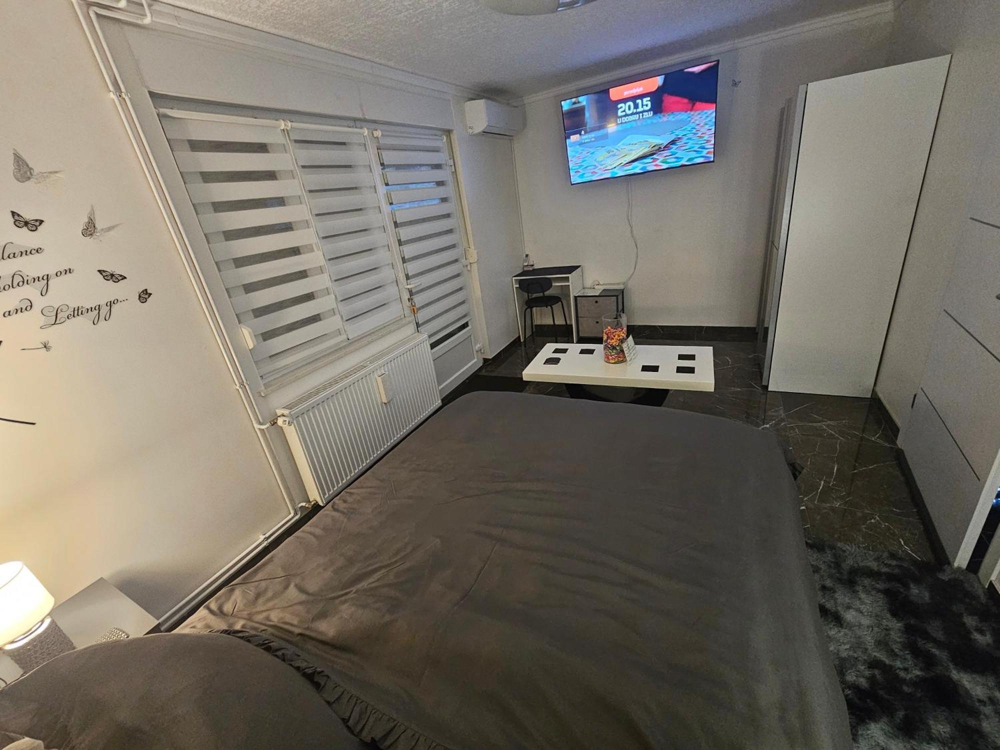 Apartmán Ena1 & Ena2 -Big Free Parking Karlovac Exteriér fotografie