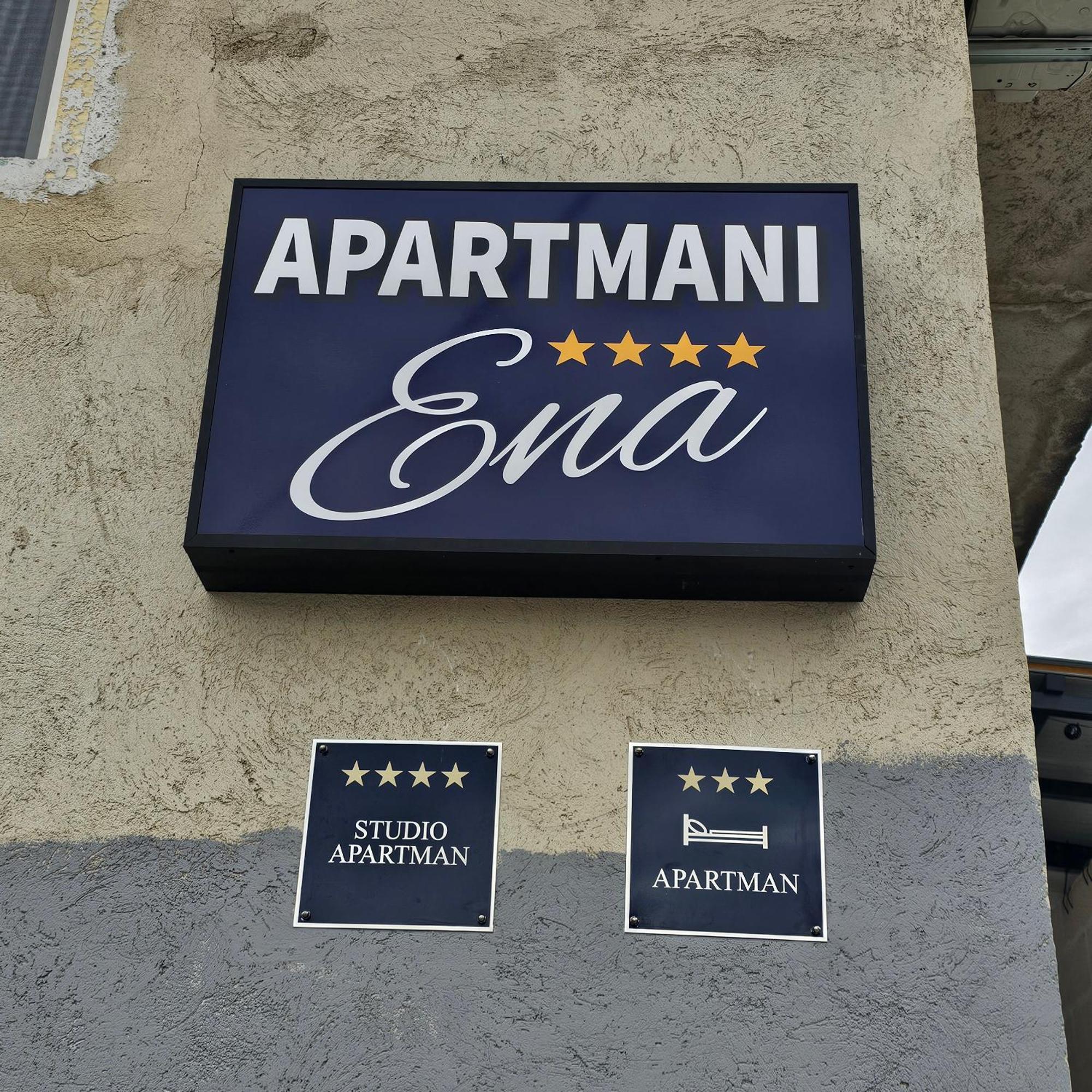 Apartmán Ena1 & Ena2 -Big Free Parking Karlovac Exteriér fotografie