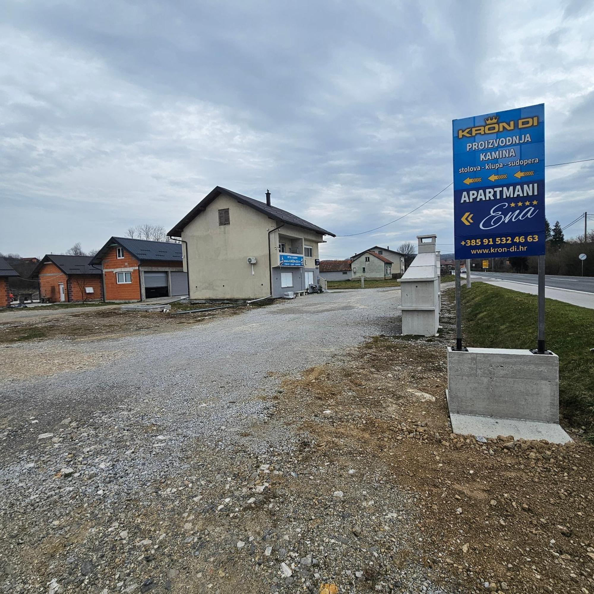 Apartmán Ena1 & Ena2 -Big Free Parking Karlovac Exteriér fotografie