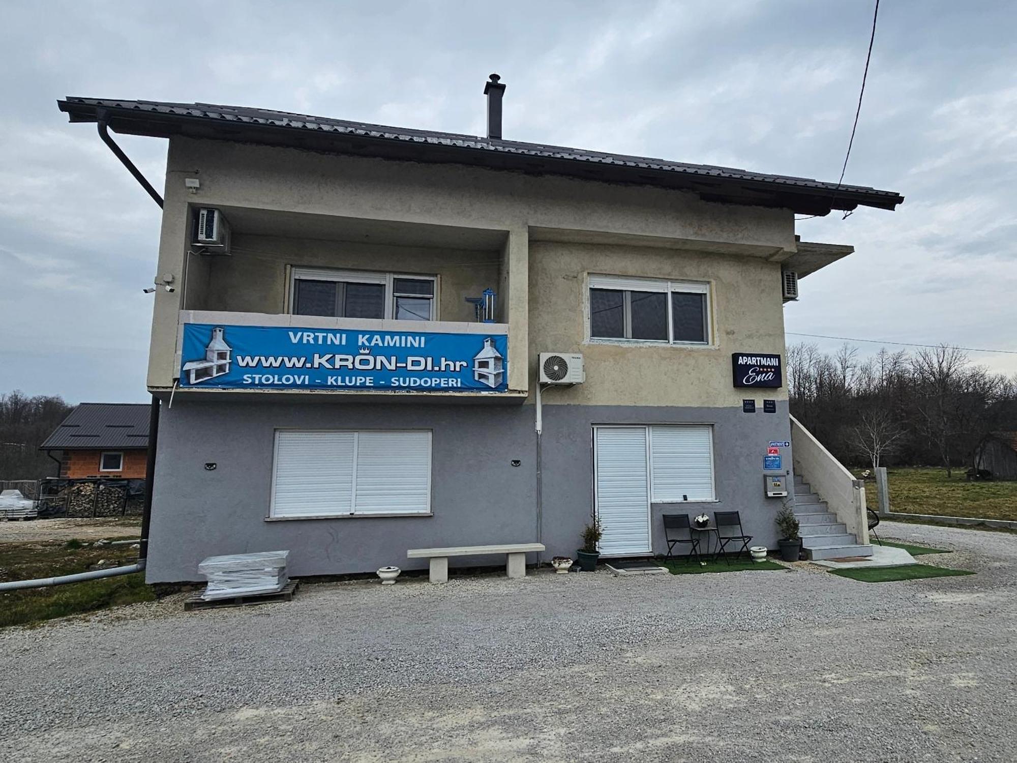 Apartmán Ena1 & Ena2 -Big Free Parking Karlovac Exteriér fotografie