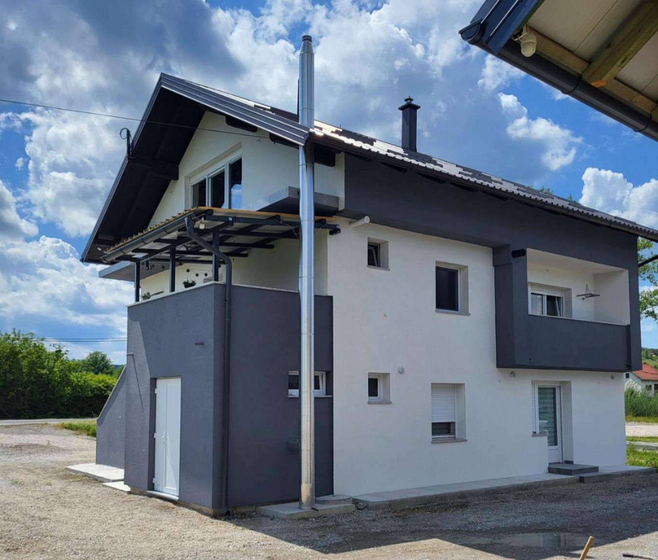Apartmán Ena1 & Ena2 -Big Free Parking Karlovac Exteriér fotografie