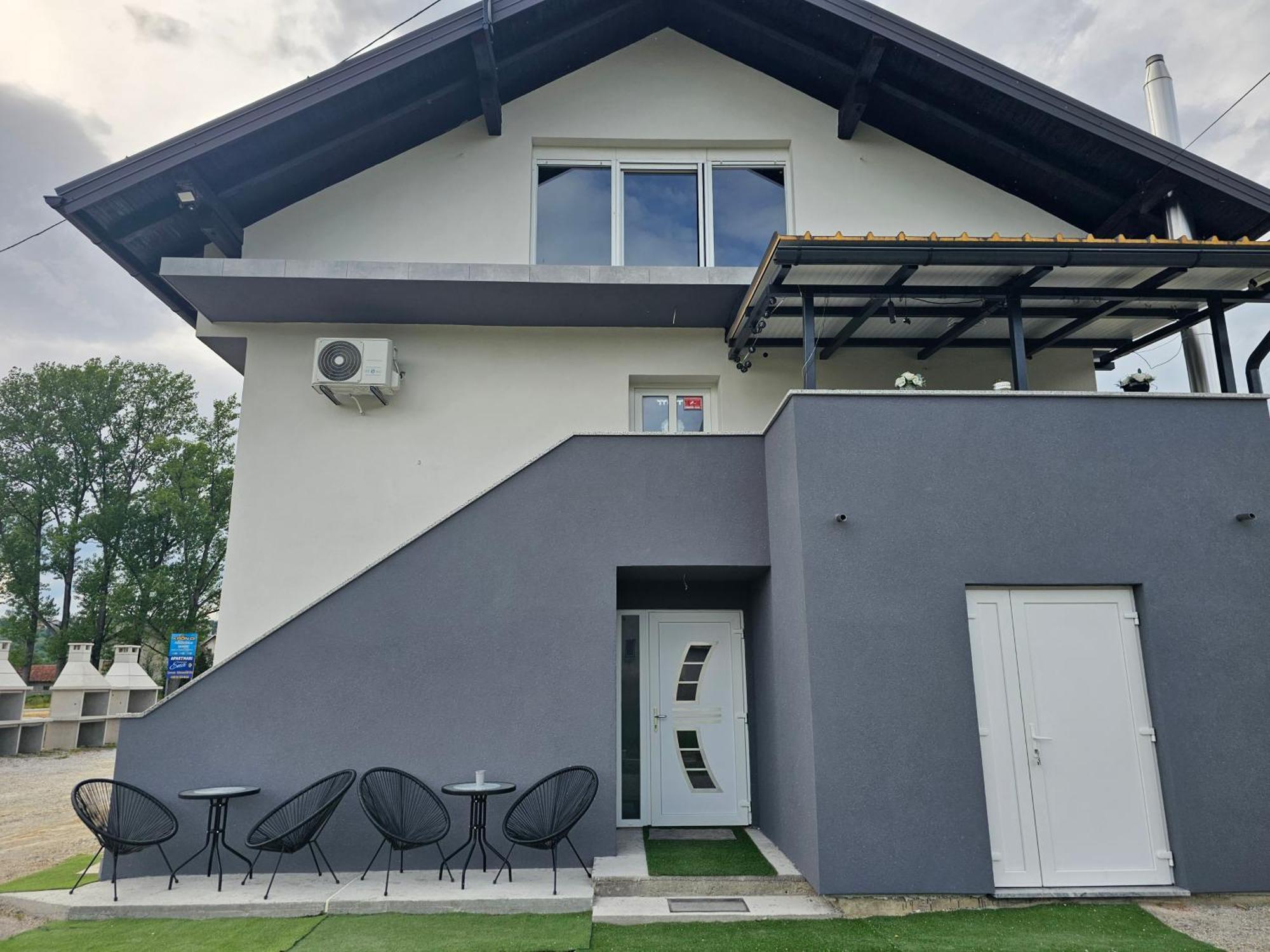 Apartmán Ena1 & Ena2 -Big Free Parking Karlovac Exteriér fotografie