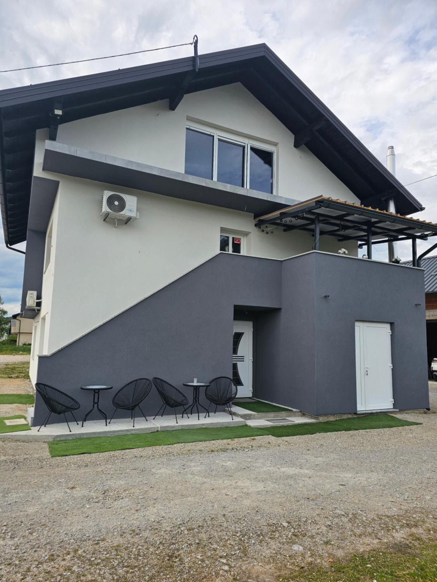 Apartmán Ena1 & Ena2 -Big Free Parking Karlovac Exteriér fotografie